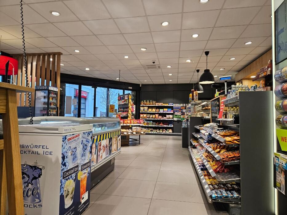 Bilder ORLEN Tankstelle