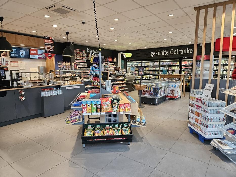 Bilder ORLEN Tankstelle