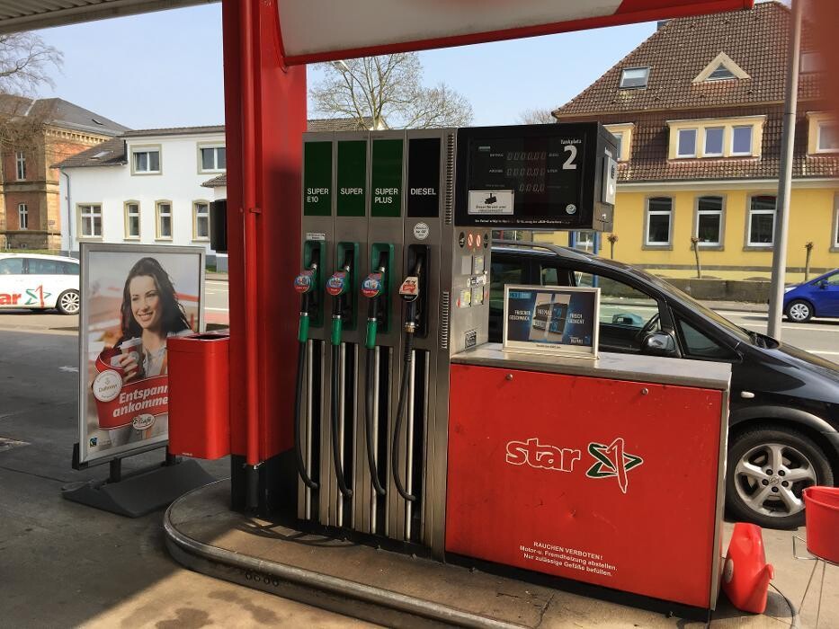 Bilder star Tankstelle