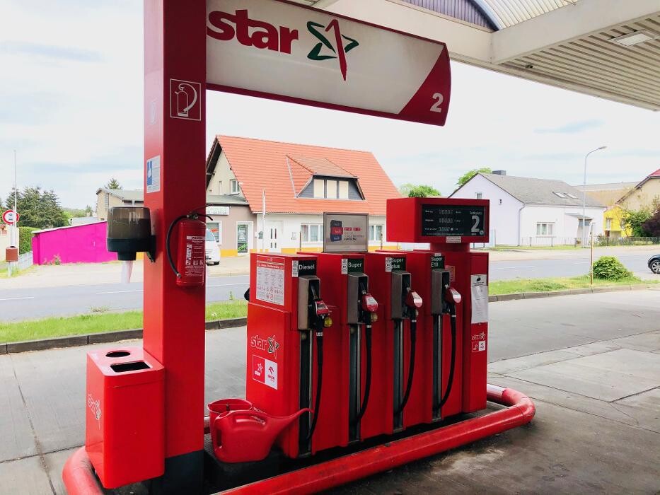 Bilder star Tankstelle