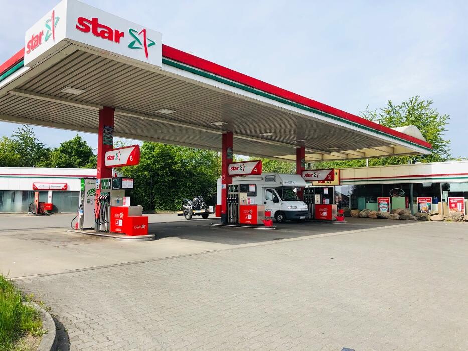 Bilder star Tankstelle
