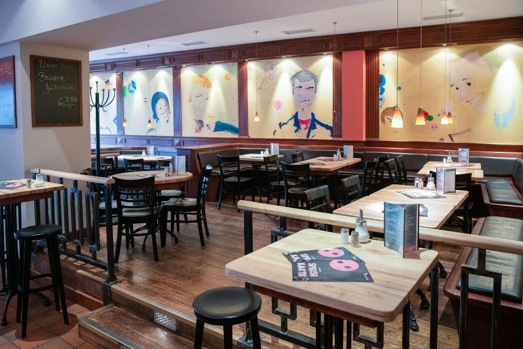 Bilder Schweinske Restaurant in Hamburg Hohenfelde - Schnitzel, Burger & Frühstück