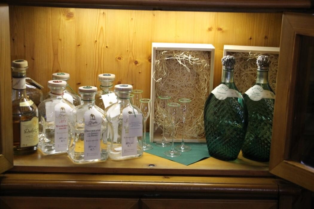 Bilder Gaststuben im Zunfthaus der Schiffleute