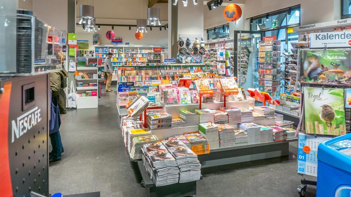 Bilder Schmitt & Hahn Buch und Presse im Bahnhof Konstanz