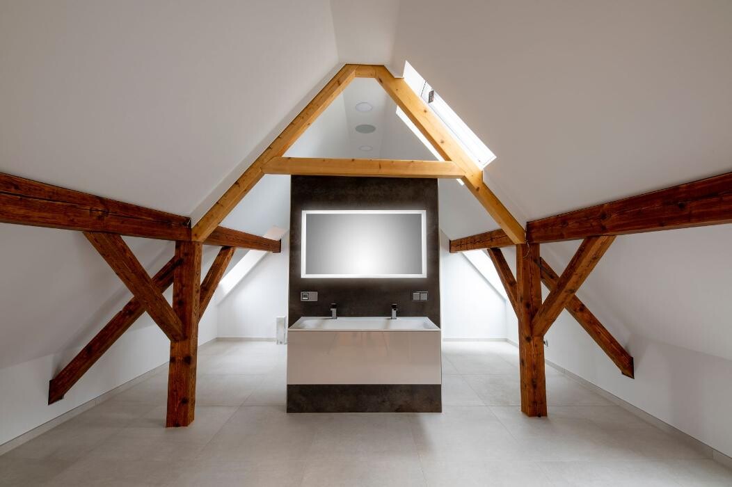 Bilder Okaty-Hachenberger GmbH - Schreinerei, Zimmerei, Fenster, Türen, Innenausbau