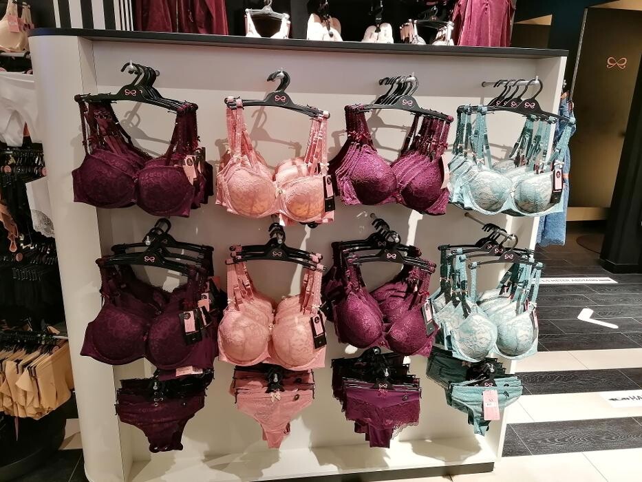 Bilder Hunkemöller