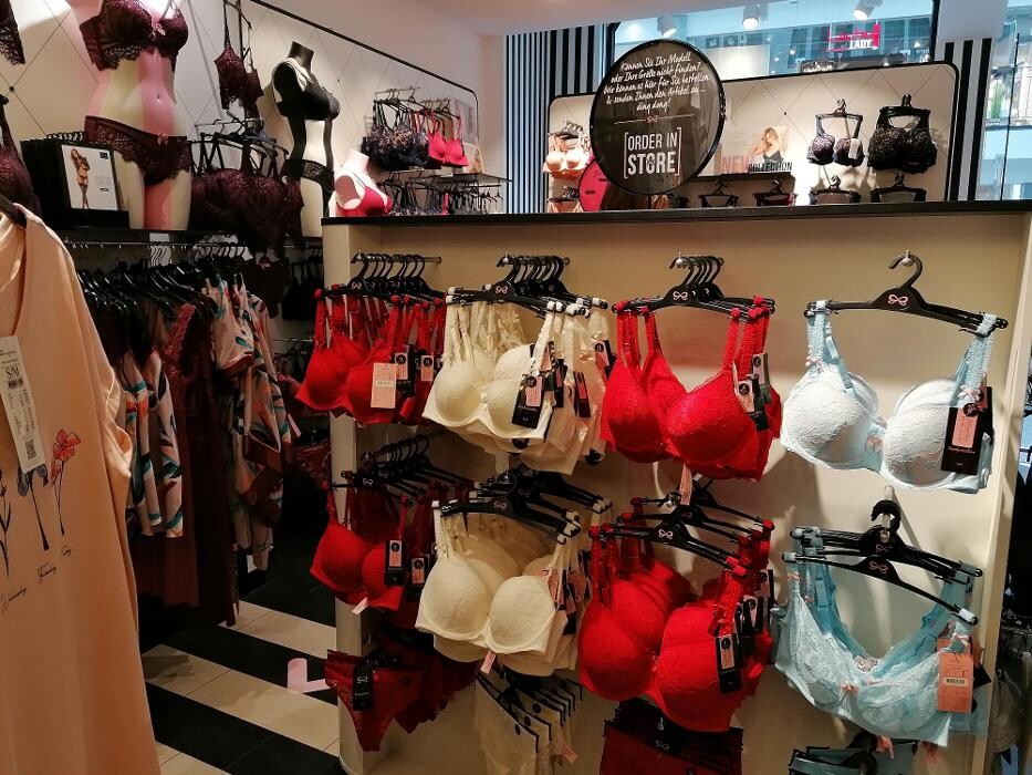 Bilder Hunkemöller