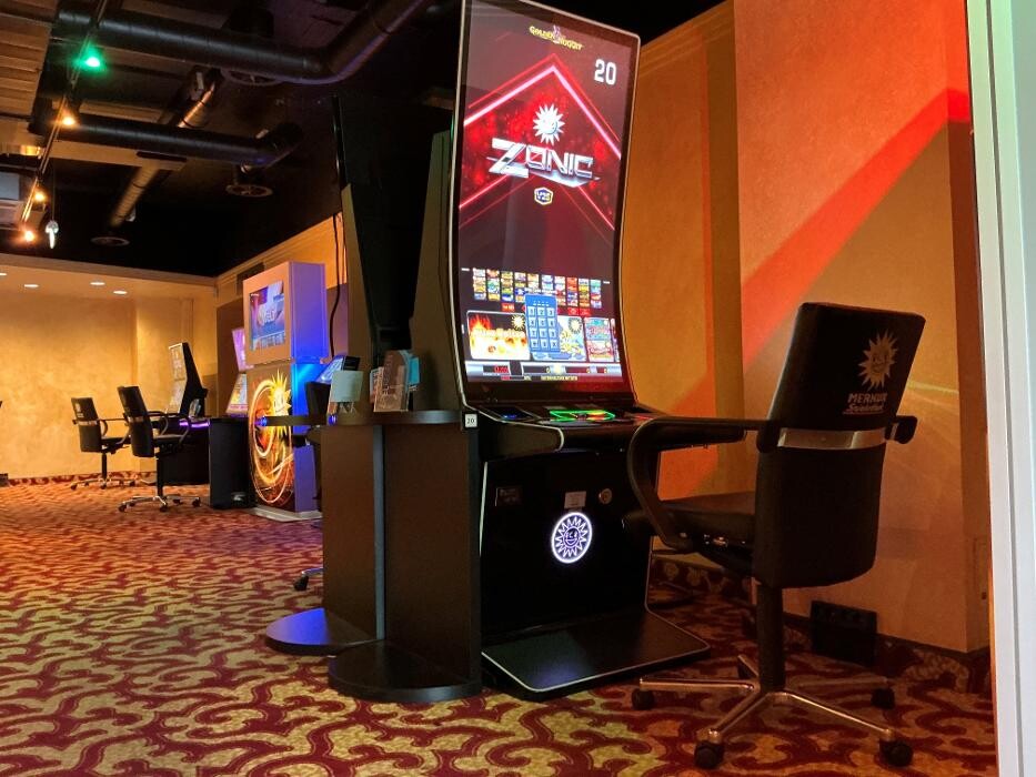 Bilder MERKUR SPIELHALLE Düsseldorf