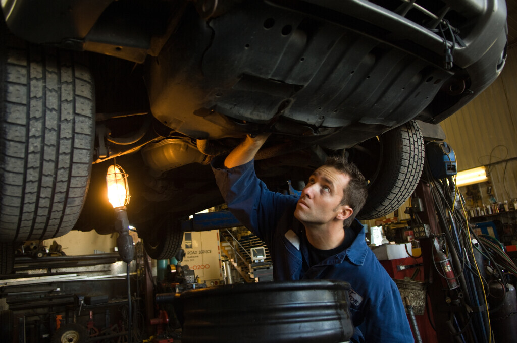 Bilder Martin Roitzsch Meisterhafte Autoreparatur