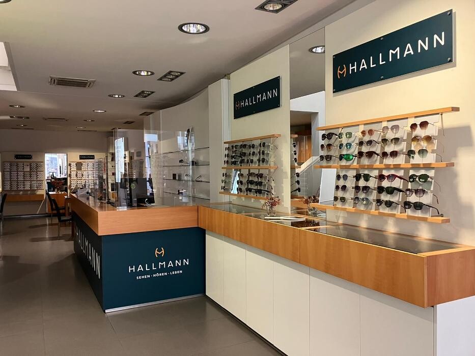 Bilder Hallmann Optik (ehem. OPTICA Kurt Michel)