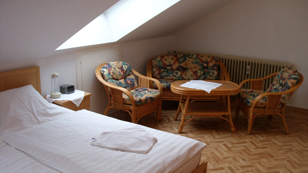 Bilder Hotel garni & Schankwirtschaft "Zur Krim"
