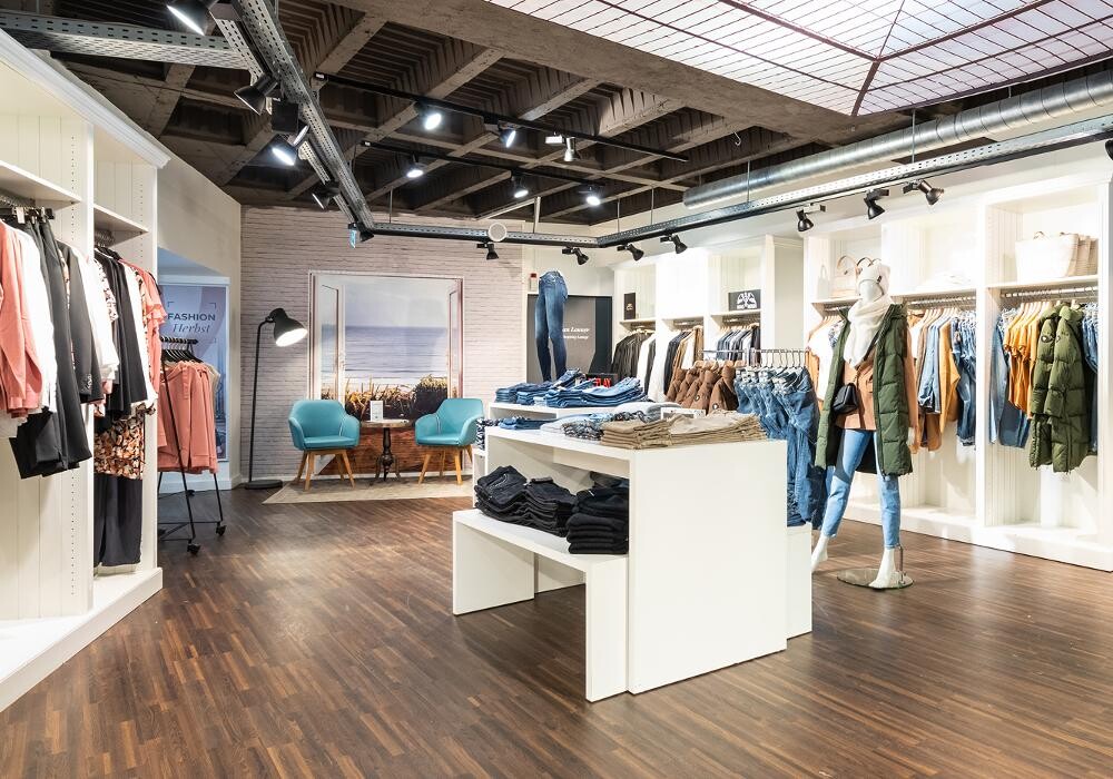 Bilder FREY Modeerlebnishaus Schwandorf