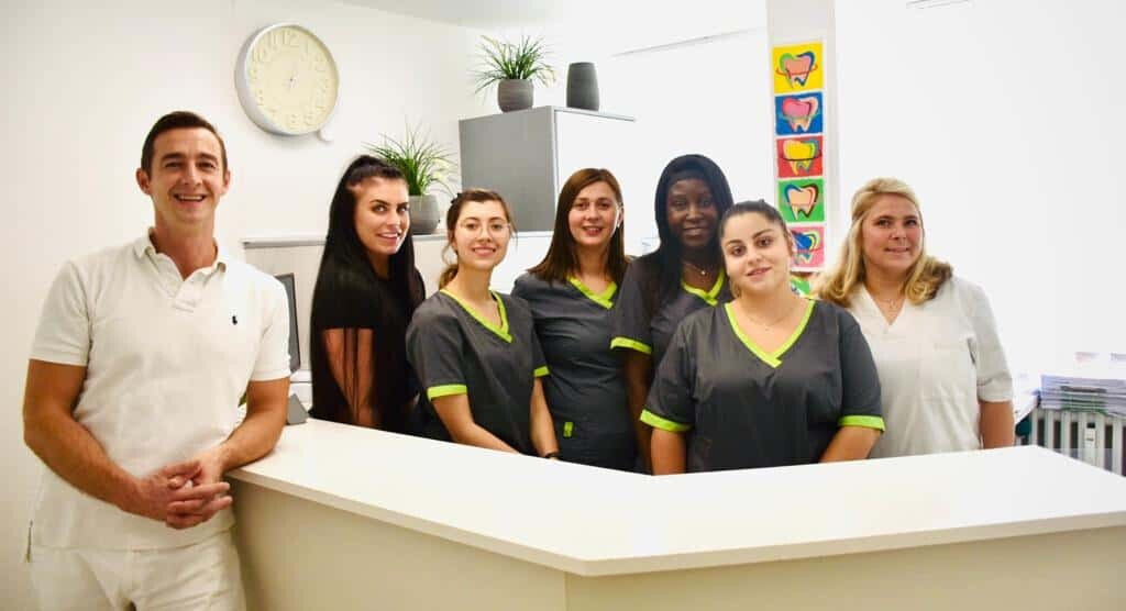 Bilder Zahnarztpraxis Med.dent. Daniel Mugescu