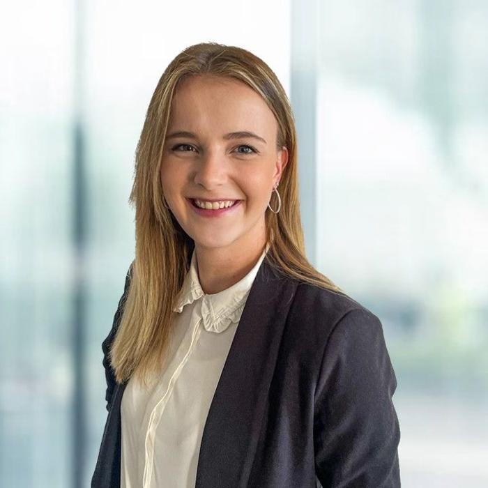 Bilder ERGO Versicherung Vanessa Hille