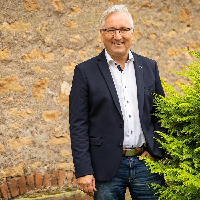 Bilder R+V Versicherung Twistetal - Generalagentur Harald Schultze