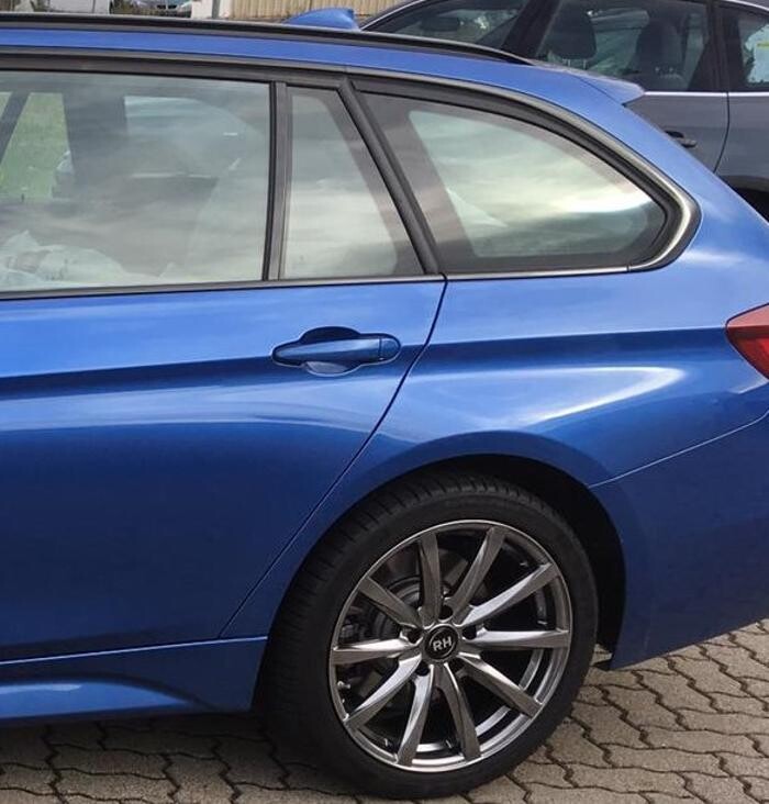 Bilder Premio Reifen + Autoservice F. + H. Dreikluft Reifenhandel GmbH