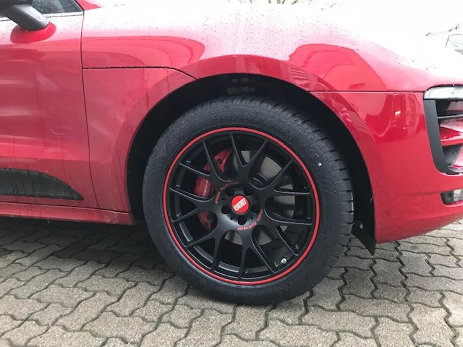 Bilder Premio Reifen + Autoservice F. + H. Dreikluft Reifenhandel GmbH