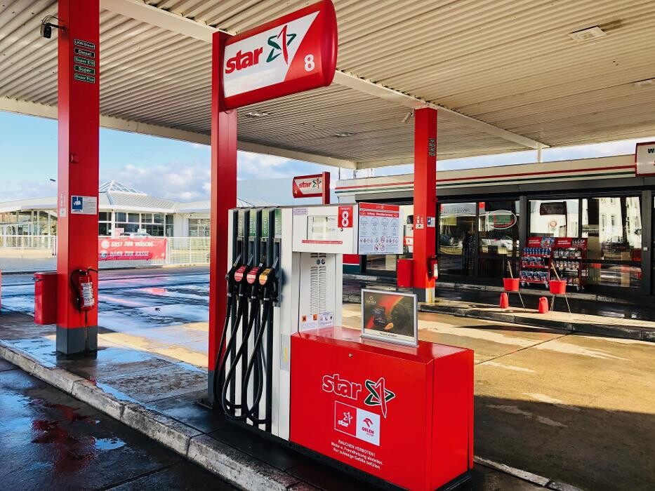 Bilder star Tankstelle