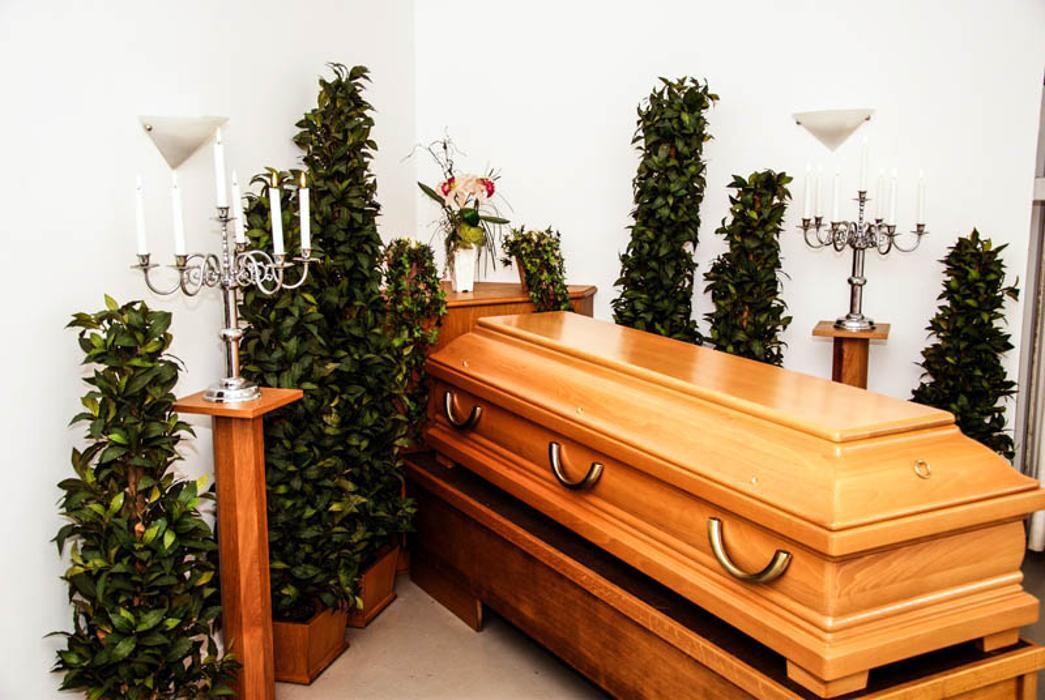Bilder Bestattung Körfer
