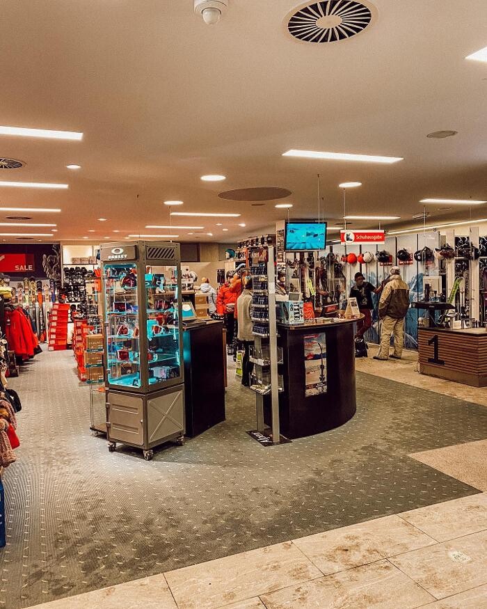 Bilder Skihütte - das Sporthaus in Reit im Winkl