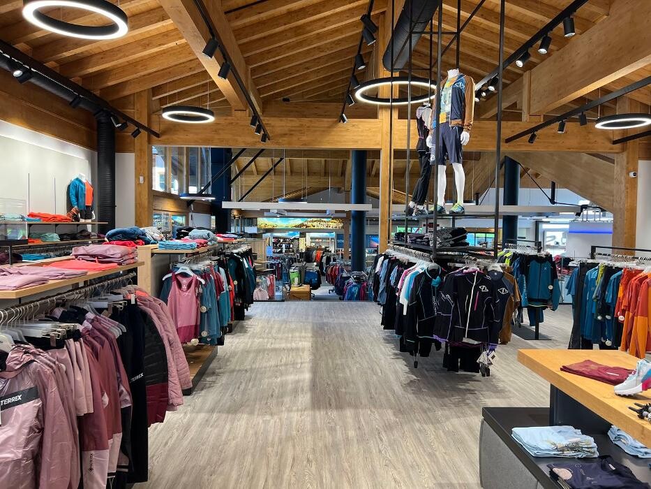 Bilder Skihütte - das Sporthaus in Reit im Winkl