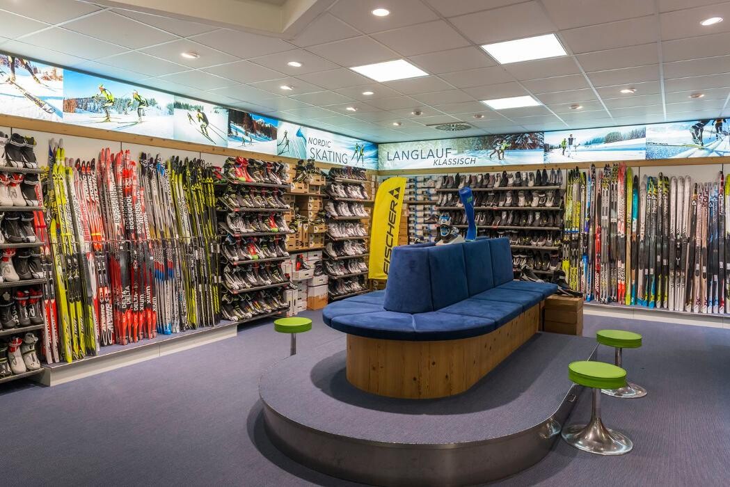 Bilder Skihütte - das Sporthaus in Reit im Winkl