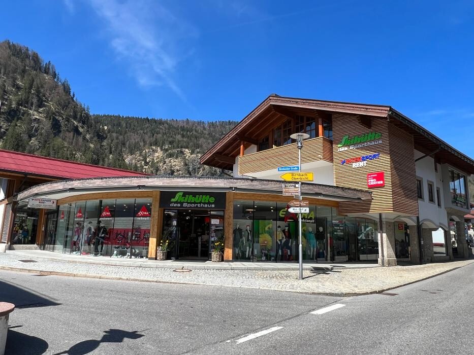 Bilder Skihütte - das Sporthaus in Reit im Winkl