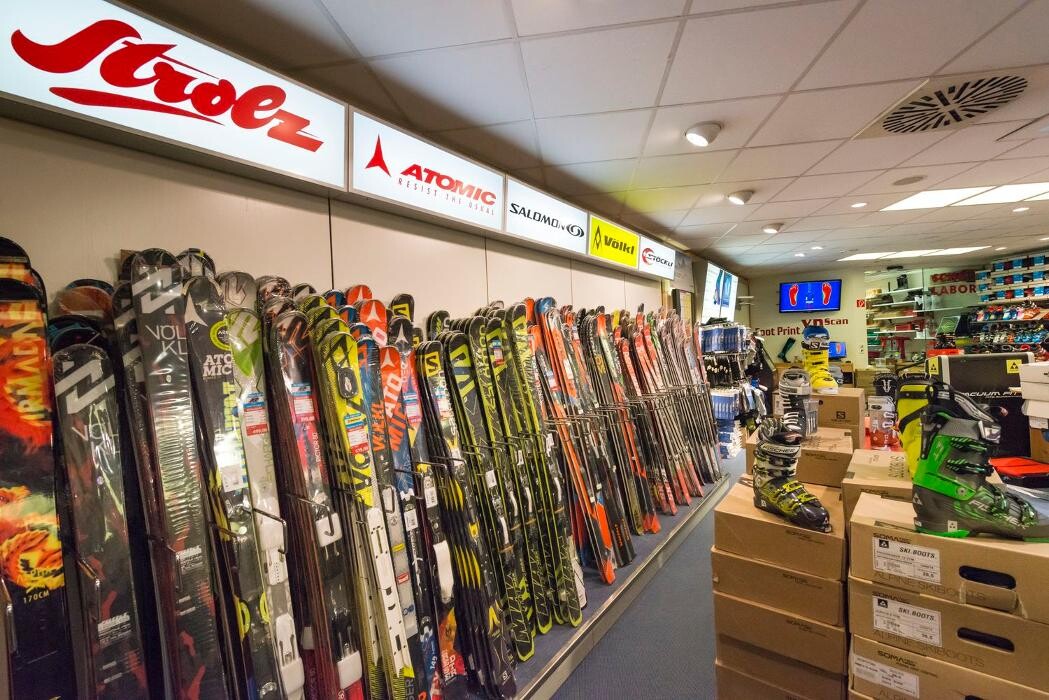 Bilder Skihütte - das Sporthaus in Reit im Winkl