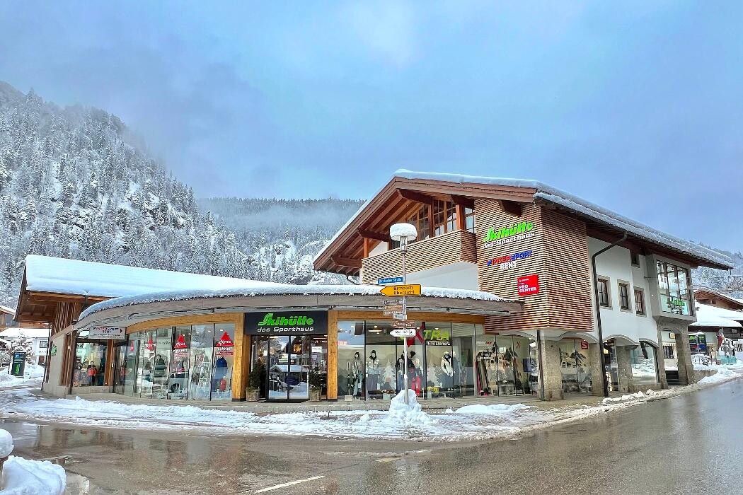 Bilder Skihütte - das Sporthaus in Reit im Winkl