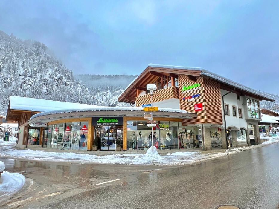 Bilder Skihütte - das Sporthaus in Reit im Winkl