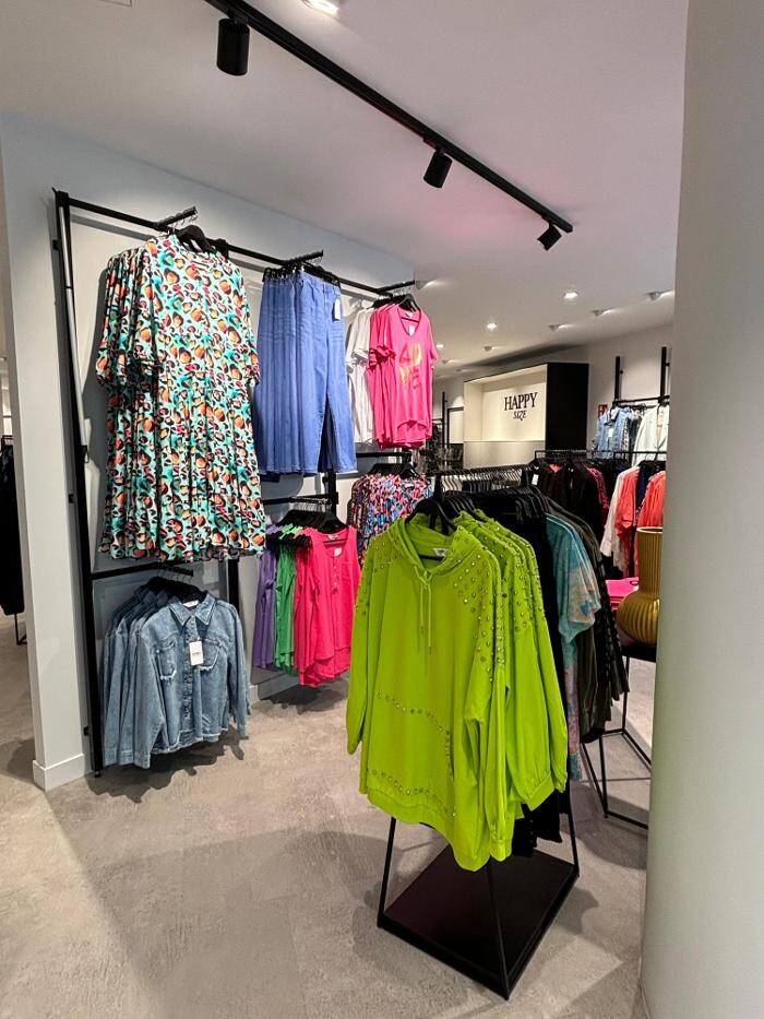 Bilder Happy Size x Ulla Popken | Große Größen | Bonn