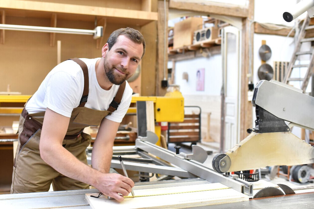 Bilder Schreinerei HOLZSTOLZ GmbH