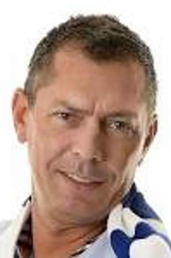 Bilder ERGO Versicherung Michael Schlagregen