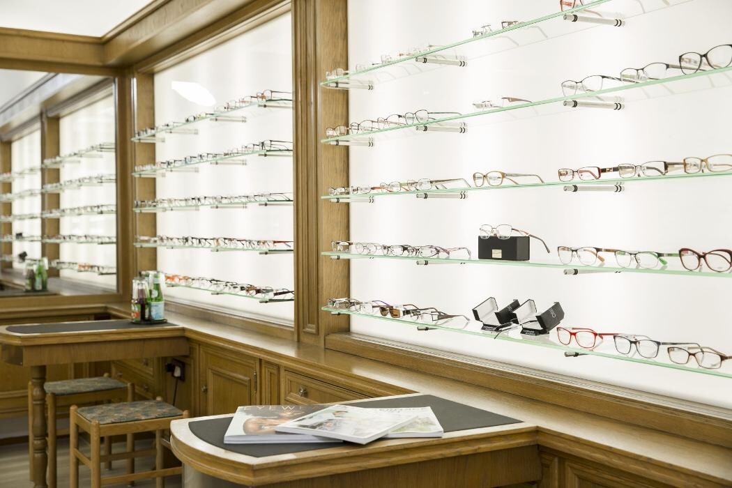 Bilder Brillen-Wohlfart Optometrie & Hörsysteme