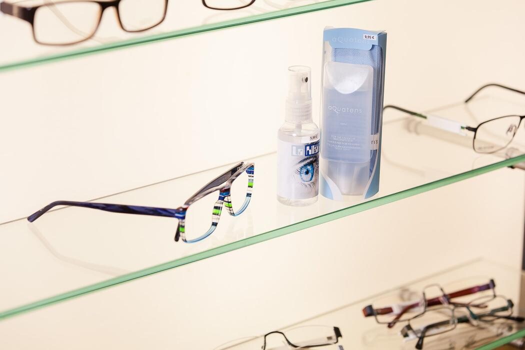 Bilder Brillen-Wohlfart Optometrie & Hörsysteme