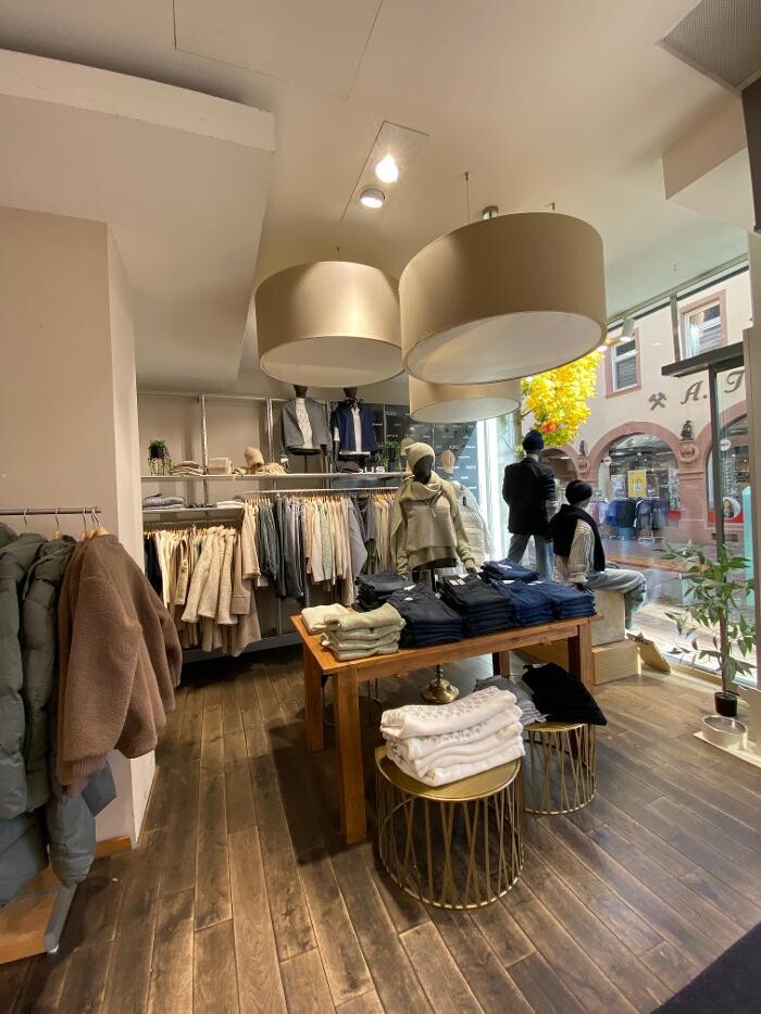 Bilder nara Mode in Weinheim