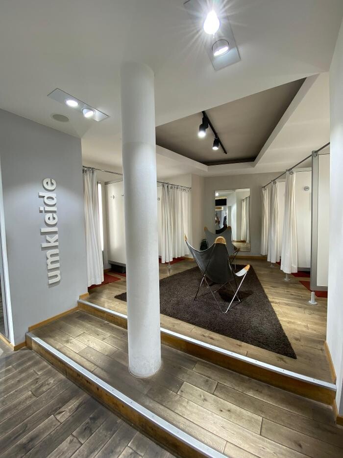 Bilder nara Mode in Weinheim