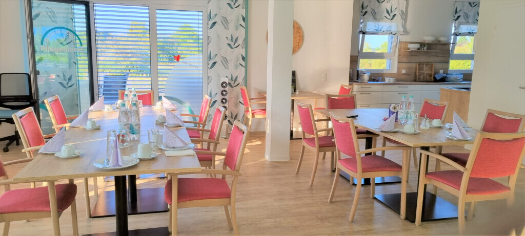 Bilder Schwester Elfies Tagespflege "Auf der Bühn"