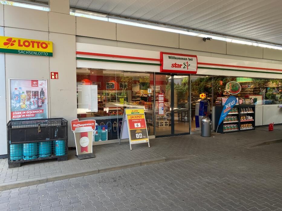 Bilder star Tankstelle