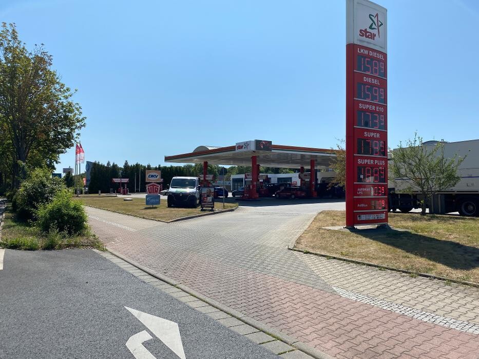 Bilder star Tankstelle