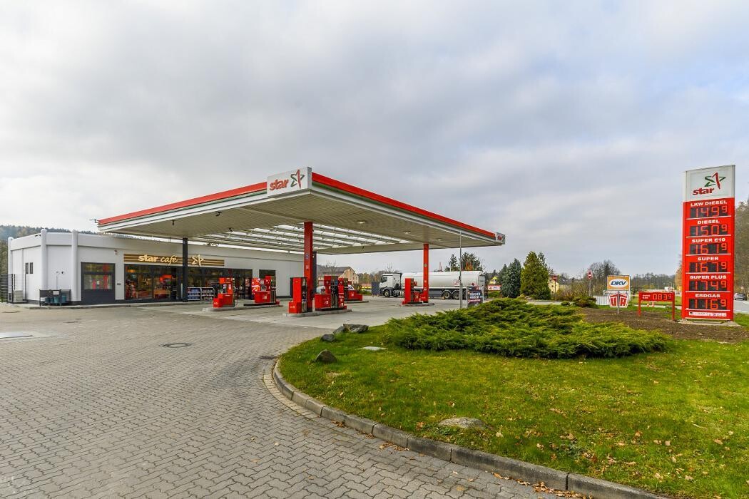 Bilder star Tankstelle