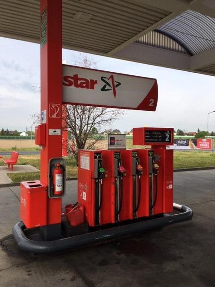 Bilder star Tankstelle