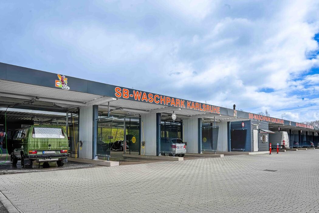 Bilder EFA/bft Tankstelle