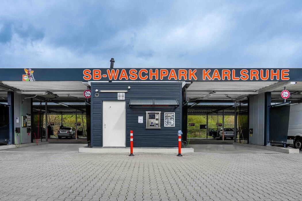 Bilder EFA/bft Tankstelle