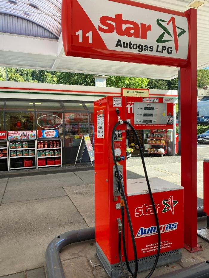 Bilder star Tankstelle
