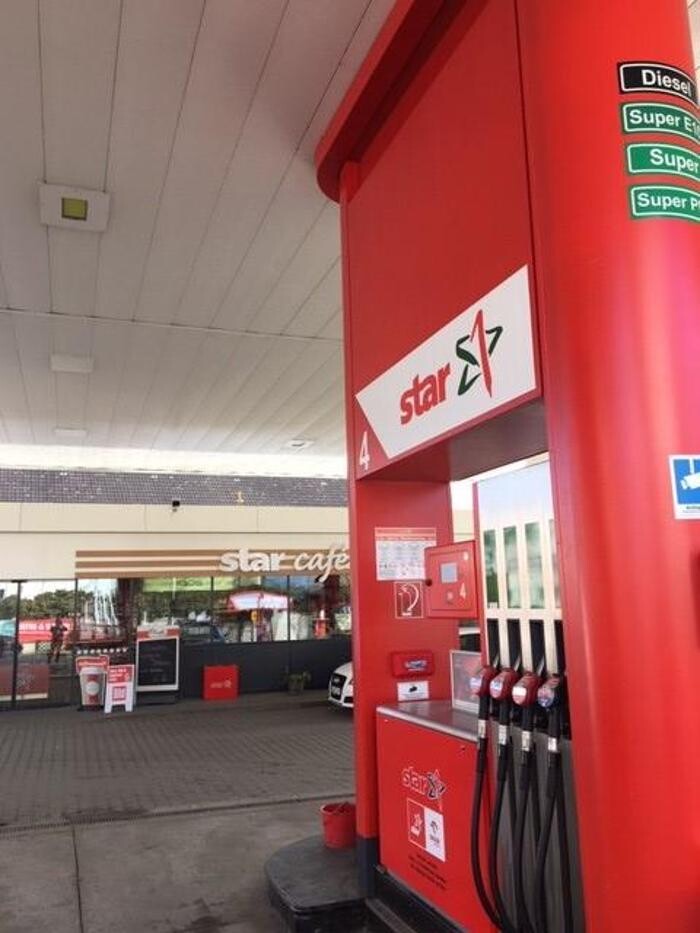 Bilder star Tankstelle