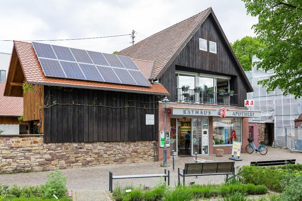 Bilder Rathaus-Apotheke Grötzingen