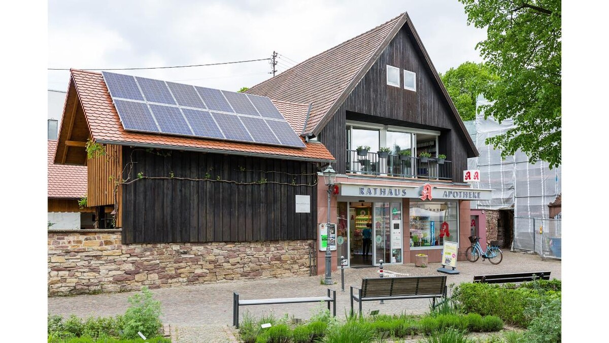 Bilder Rathaus-Apotheke Grötzingen