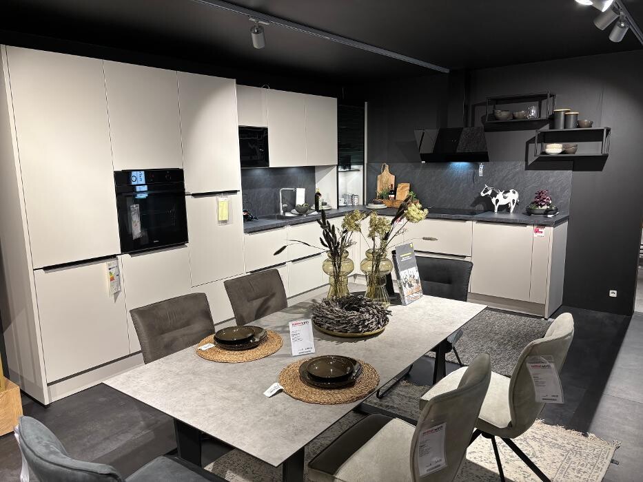 Bilder Möbel Wirth GmbH + Co.