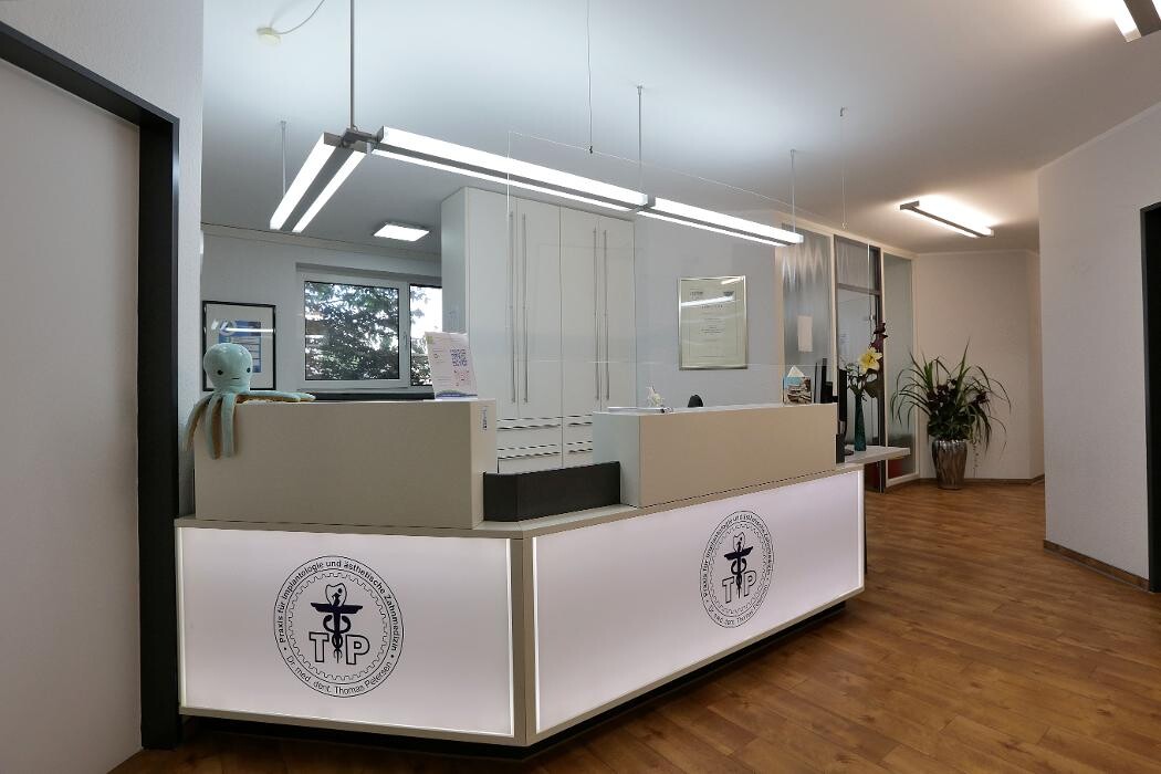 Bilder Dr. Thomas Petersen - Zahnarzt Bonn